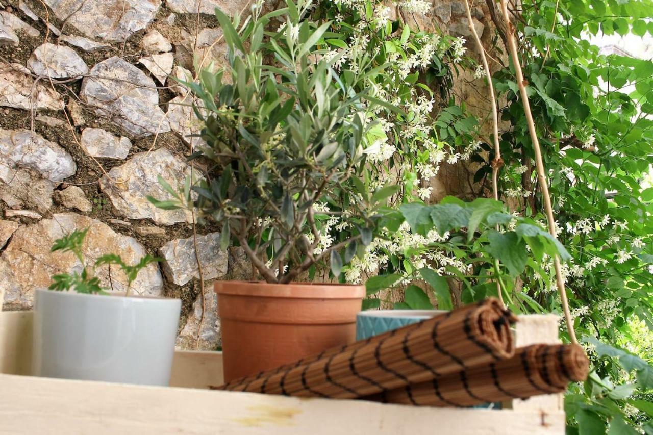 75 Sq.M. Apt In The Heart Of Athens - Renovated Apartment Ngoại thất bức ảnh